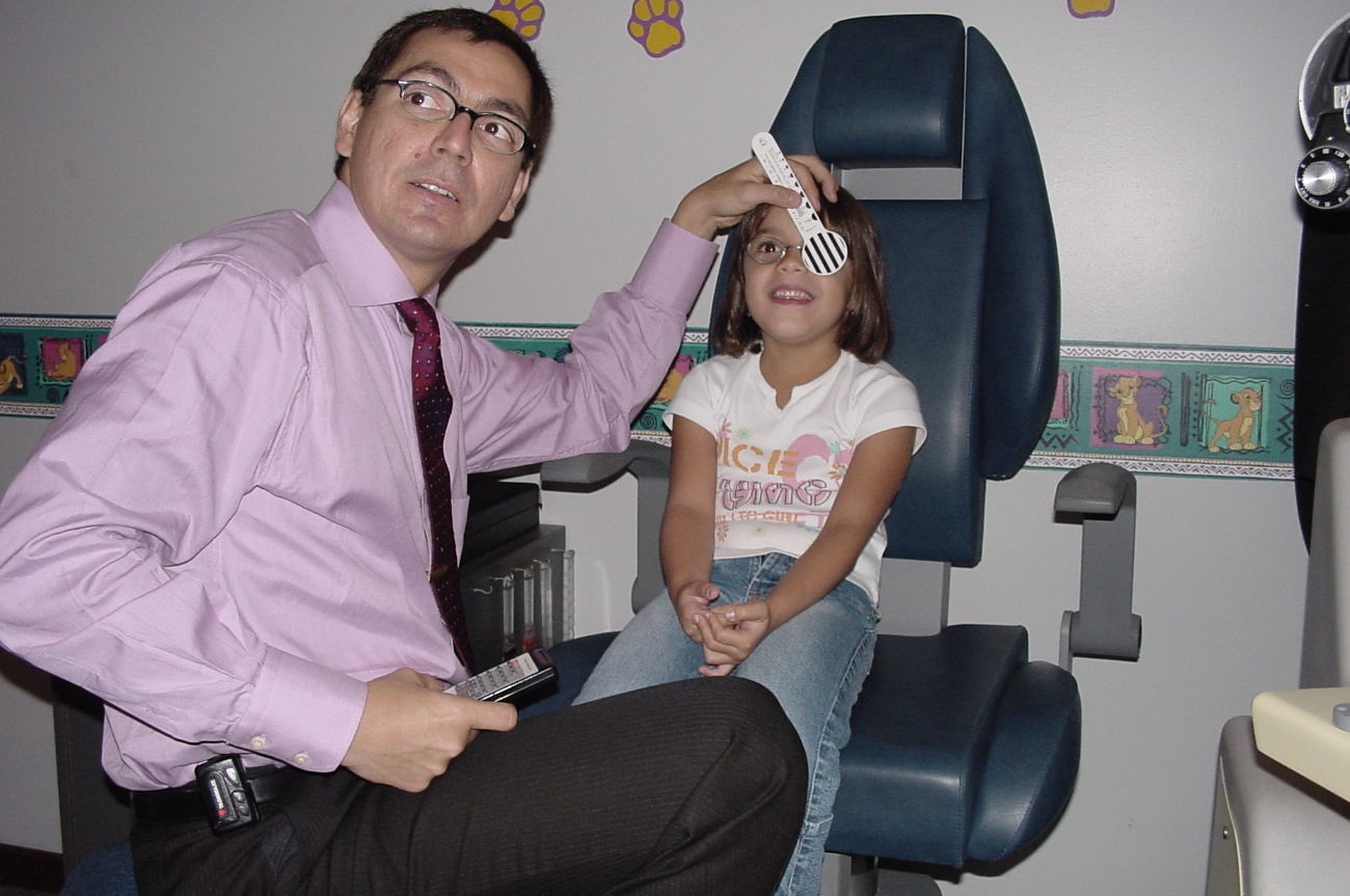 Examen de agudeza visual en niños verbales (que saben hablar) - Oftalmología Pediátrica - Dr. Alvaro Sanabria